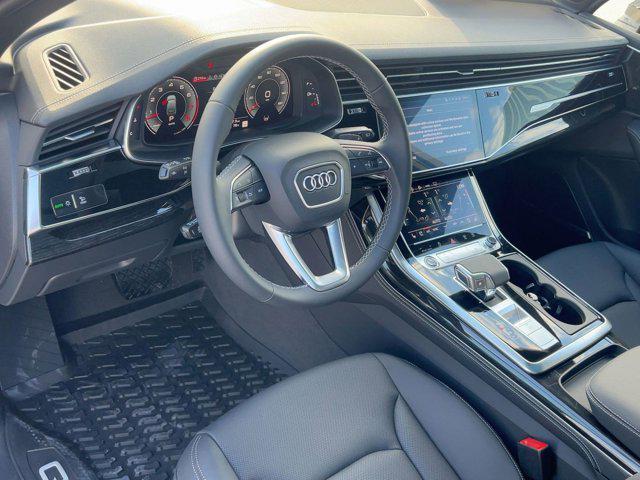 new 2025 Audi Q7 car, priced at $70,371