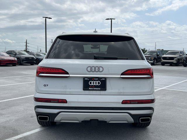 new 2025 Audi Q7 car, priced at $71,253