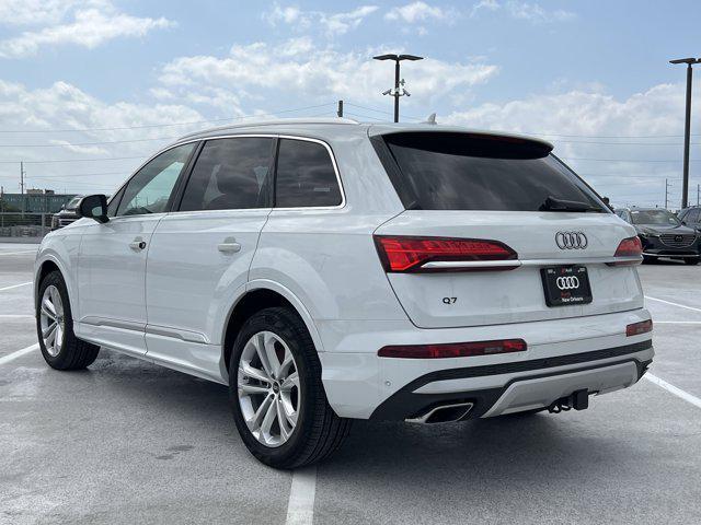 new 2025 Audi Q7 car, priced at $71,253