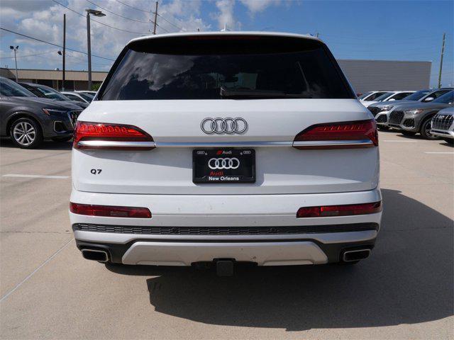 new 2025 Audi Q7 car, priced at $71,252