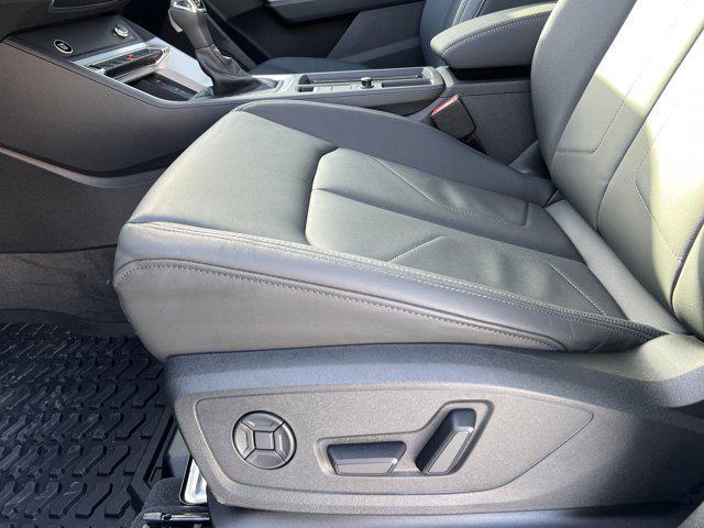 new 2025 Audi Q3 car, priced at $45,801