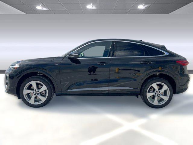 new 2025 Audi Q5 car, priced at $60,531