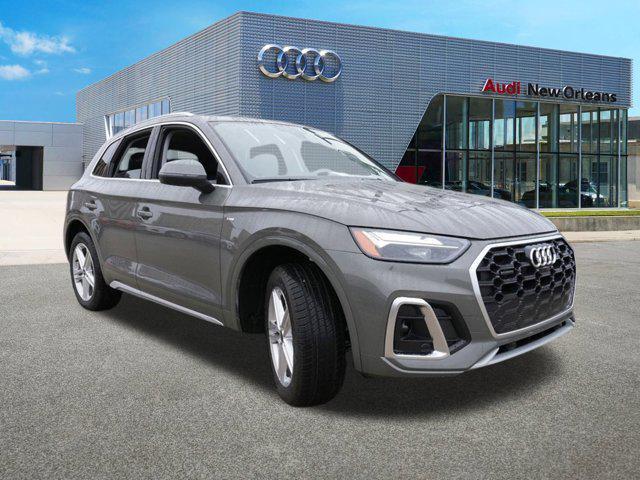 new 2025 Audi Q5 car, priced at $60,192