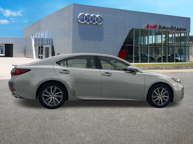 used 2016 Lexus ES 300h car, priced at $17,499