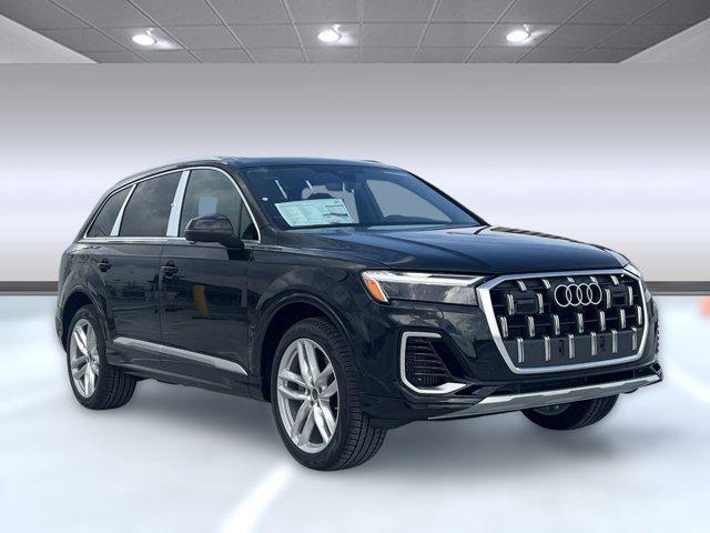 new 2025 Audi Q7 car, priced at $72,152