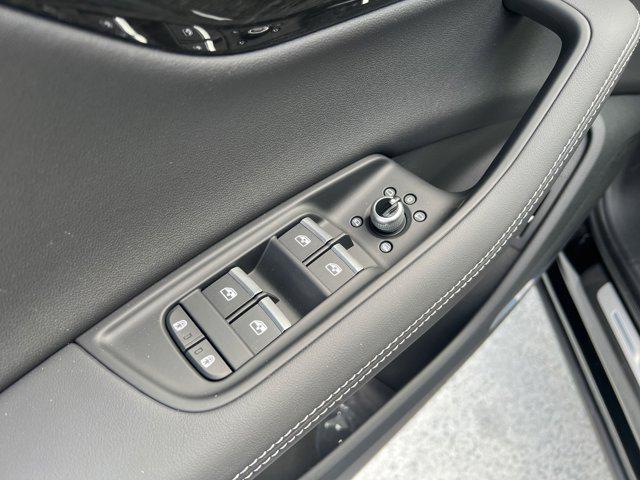 new 2025 Audi Q7 car, priced at $72,151