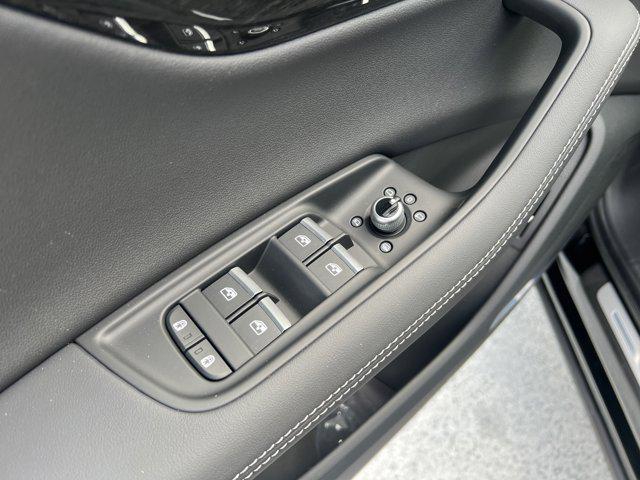 new 2025 Audi Q7 car, priced at $71,761
