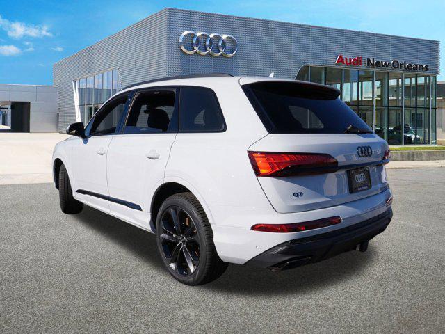 new 2025 Audi Q7 car, priced at $72,941