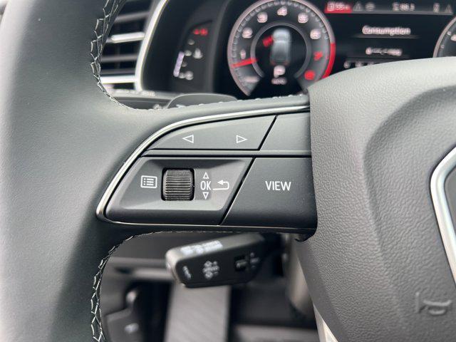 new 2025 Audi Q7 car, priced at $71,621