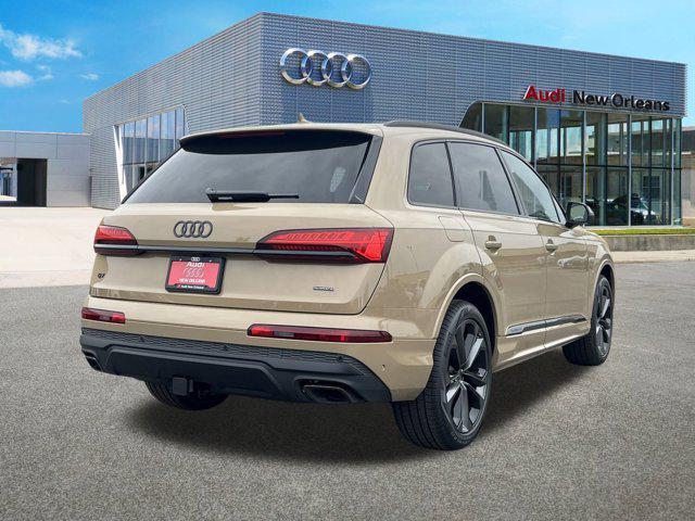 new 2025 Audi Q7 car, priced at $71,621