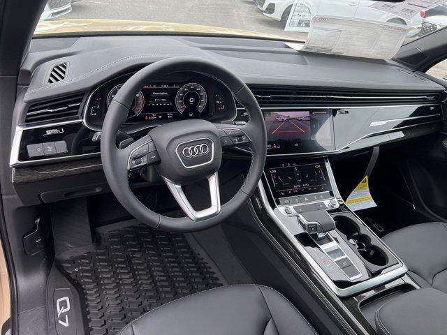 new 2025 Audi Q7 car, priced at $71,621