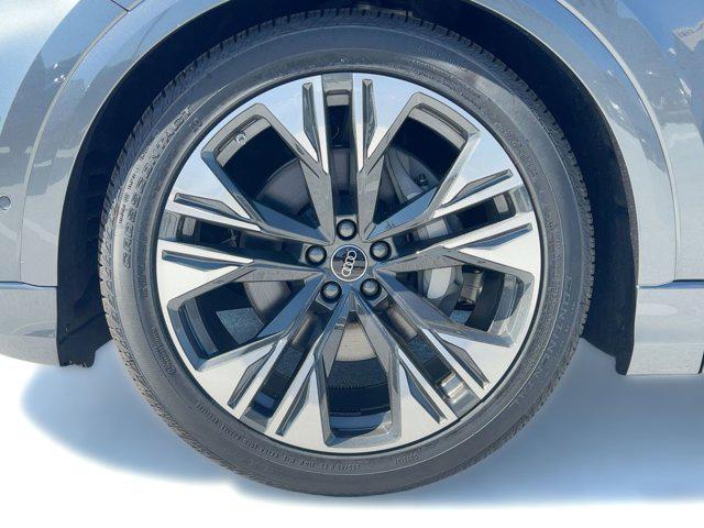 new 2025 Audi Q8 car, priced at $82,381