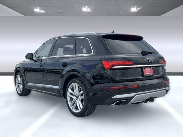new 2025 Audi Q7 car, priced at $72,841