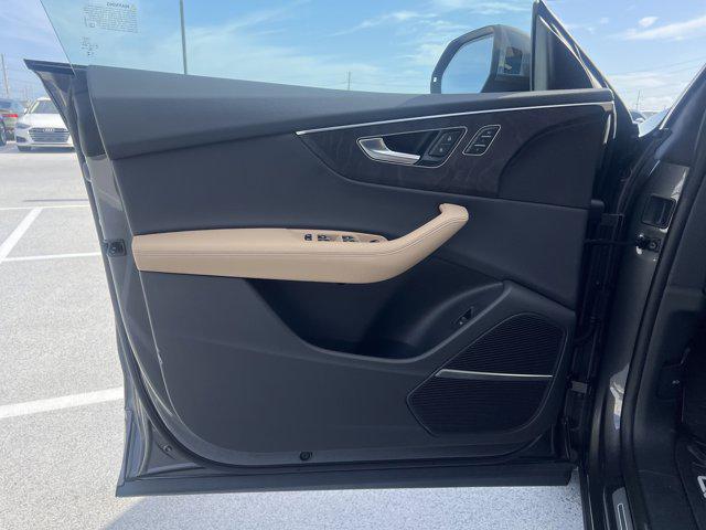 new 2025 Audi Q8 car, priced at $77,631