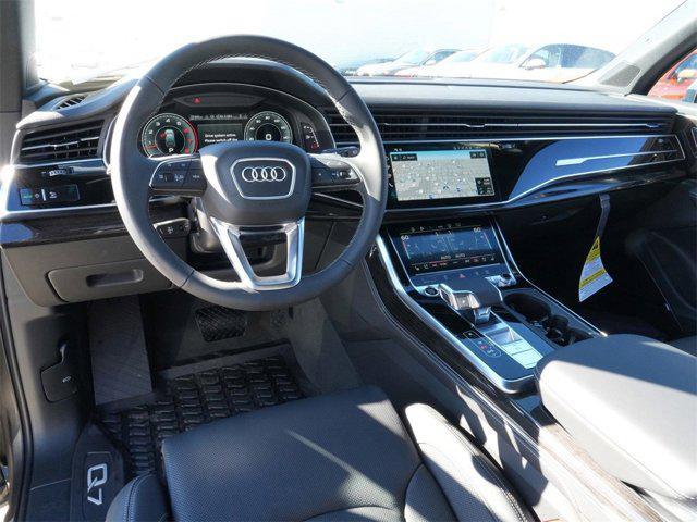 new 2025 Audi Q7 car, priced at $78,862