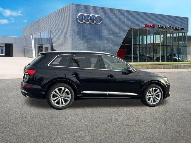 new 2025 Audi Q7 car, priced at $98,382