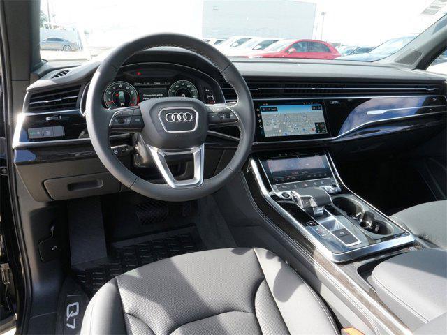 new 2025 Audi Q7 car, priced at $72,242