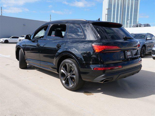 new 2025 Audi Q7 car, priced at $72,242