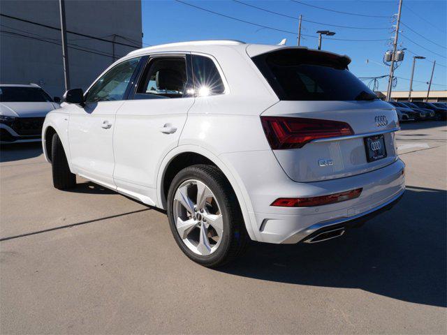 new 2025 Audi Q5 car, priced at $53,432