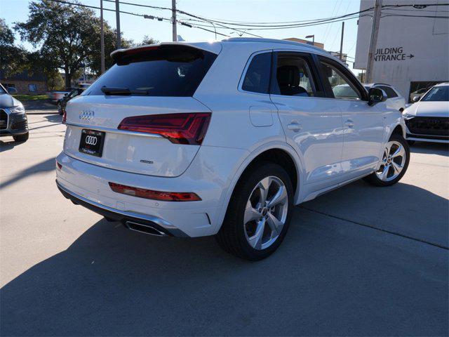 new 2025 Audi Q5 car, priced at $53,432