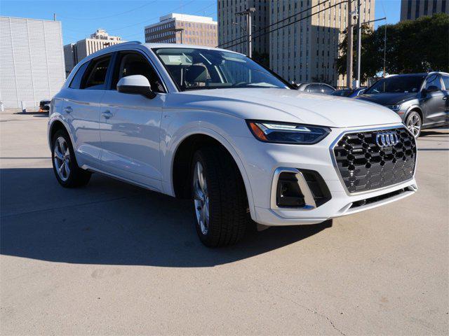 new 2025 Audi Q5 car, priced at $53,432