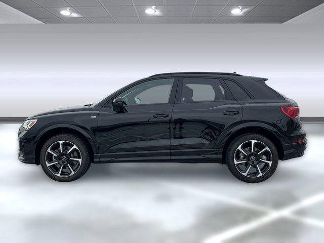 new 2025 Audi Q3 car, priced at $47,972