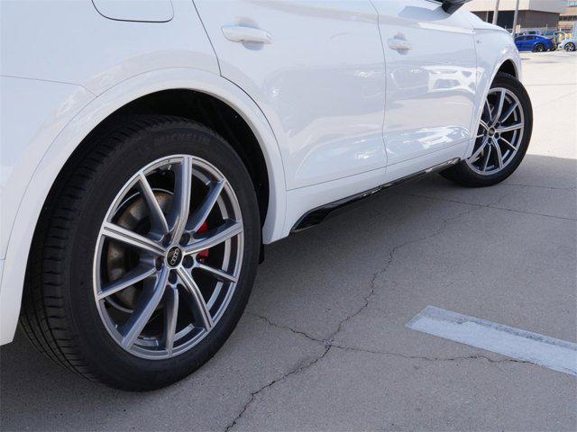 new 2025 Audi Q5 car, priced at $63,662