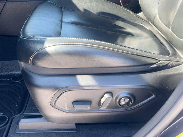 used 2022 Jeep Grand Cherokee 4xe car, priced at $25,998