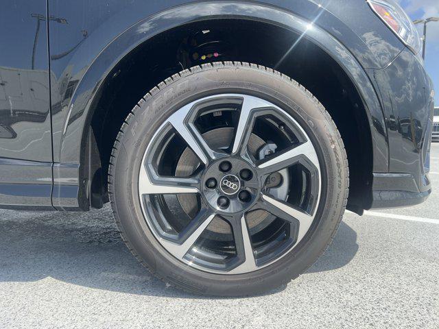 new 2025 Audi Q3 car, priced at $45,431