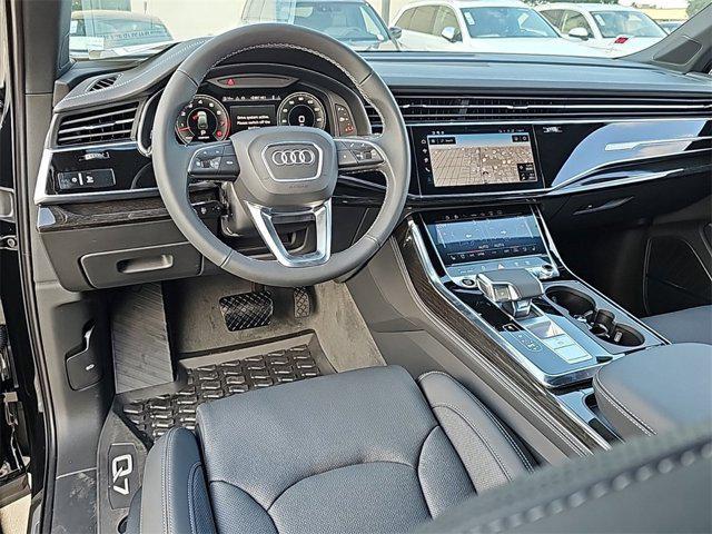 new 2025 Audi Q7 car, priced at $77,483