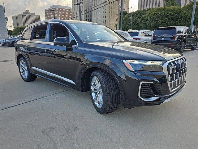 new 2025 Audi Q7 car, priced at $77,483