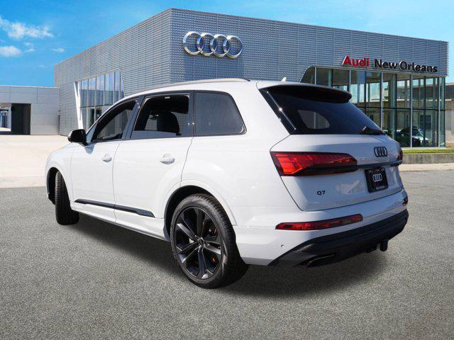 new 2025 Audi Q7 car, priced at $78,861