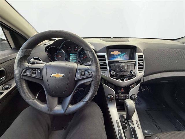 used 2015 Chevrolet Cruze car, priced at $8,495