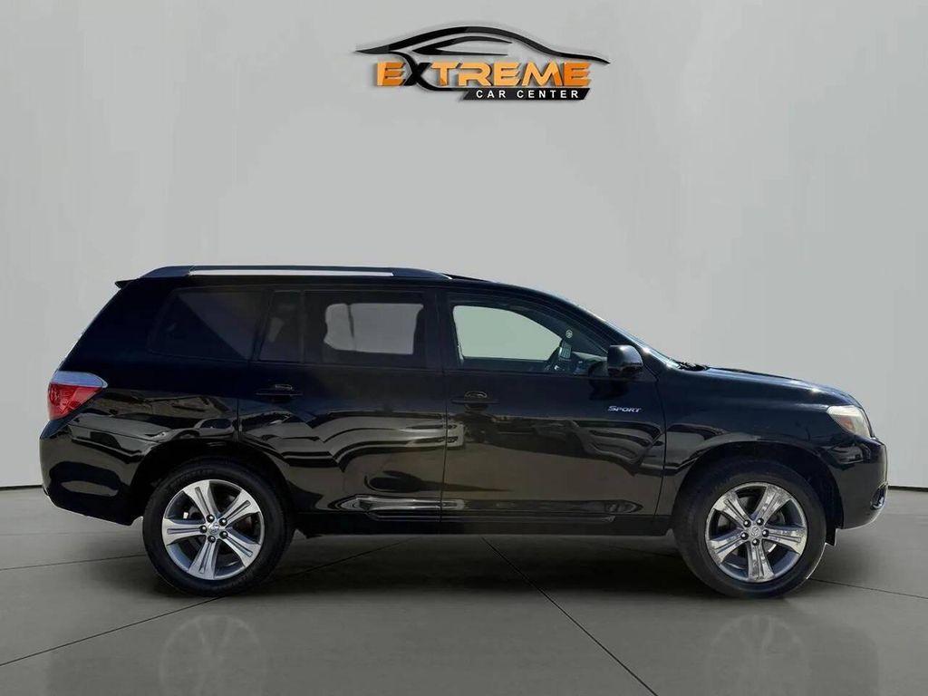 used 2009 Toyota Highlander car, priced at $8,995