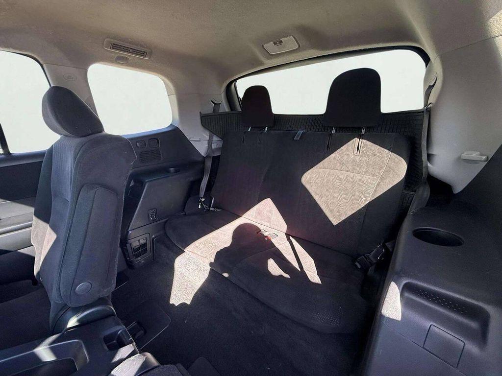 used 2009 Toyota Highlander car, priced at $8,995