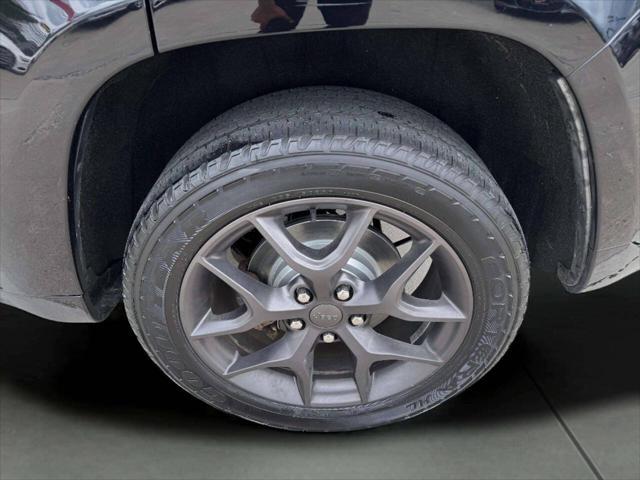used 2020 Jeep Grand Cherokee car, priced at $24,995