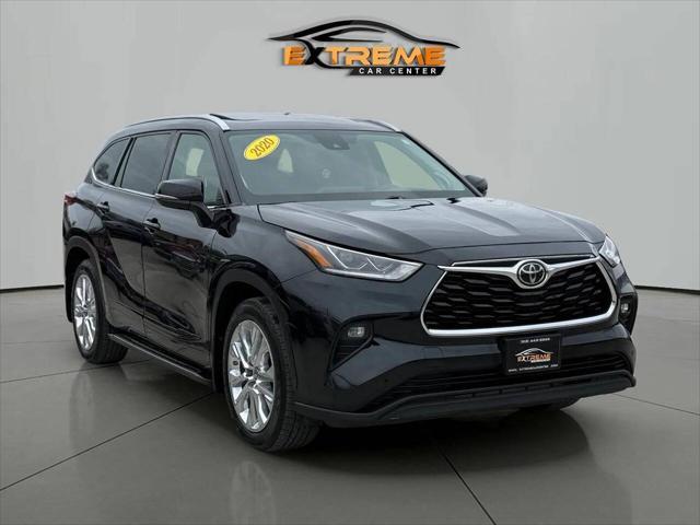 used 2020 Toyota Highlander car, priced at $25,995