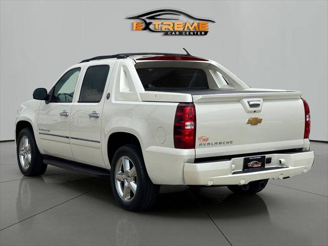 used 2013 Chevrolet Avalanche car, priced at $12,495