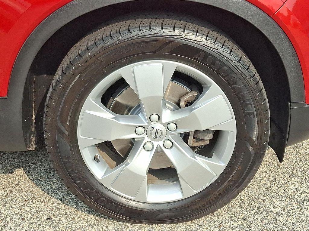 used 2019 Volvo XC40 car, priced at $23,952