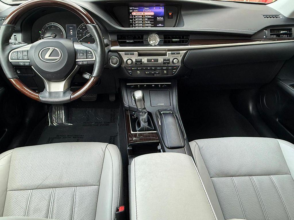 used 2018 Lexus ES 350 car, priced at $27,487