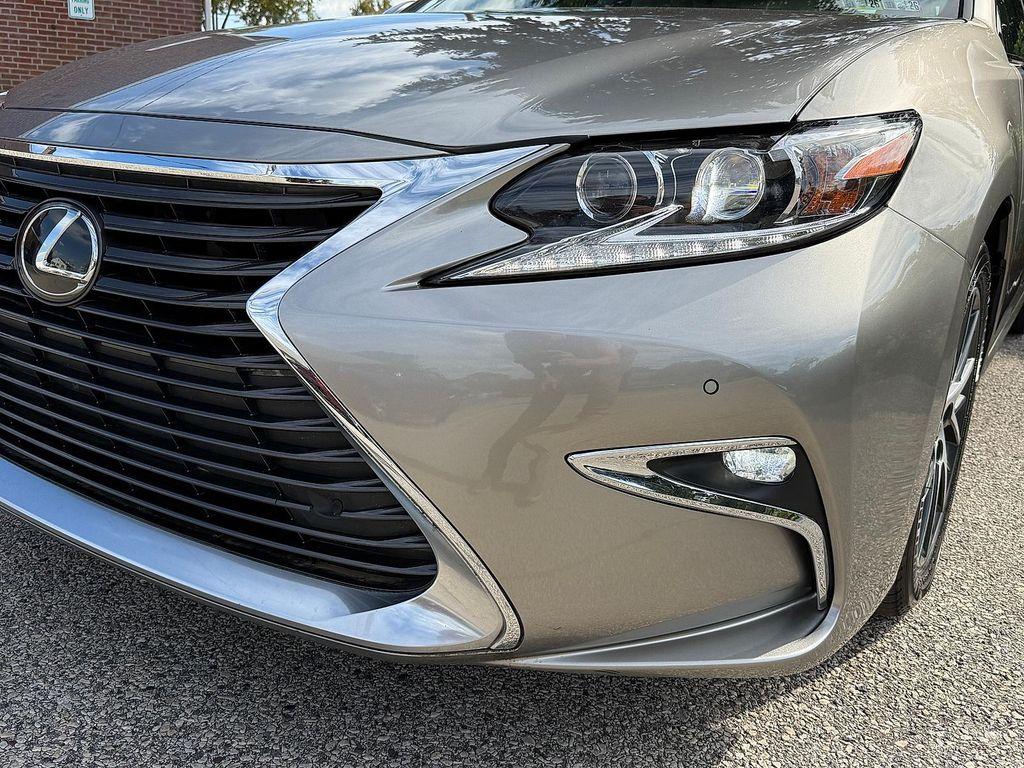 used 2018 Lexus ES 350 car, priced at $27,487