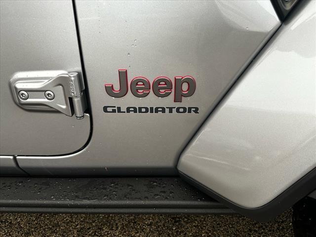 used 2020 Jeep Gladiator car, priced at $35,937