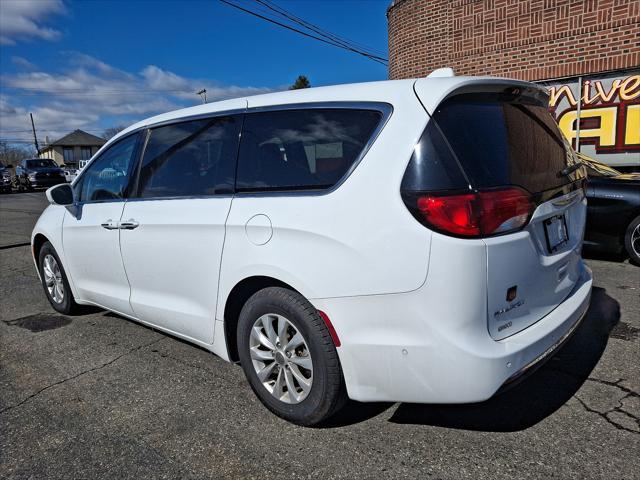 used 2019 Chrysler Pacifica car, priced at $20,856