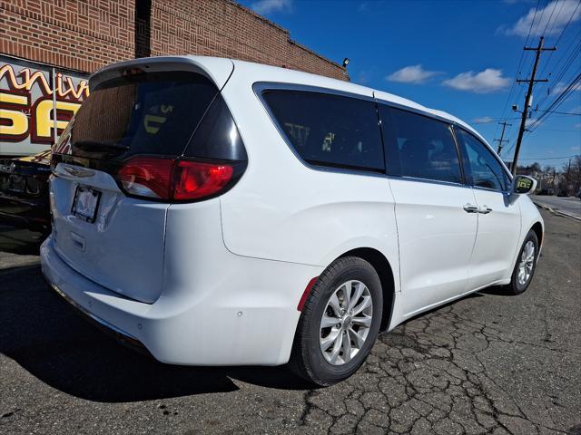 used 2019 Chrysler Pacifica car, priced at $20,856