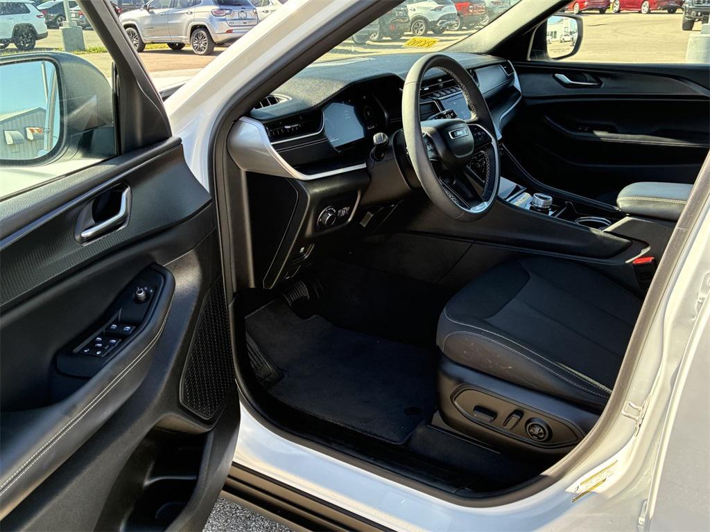 used 2024 Jeep Grand Cherokee L car, priced at $31,940