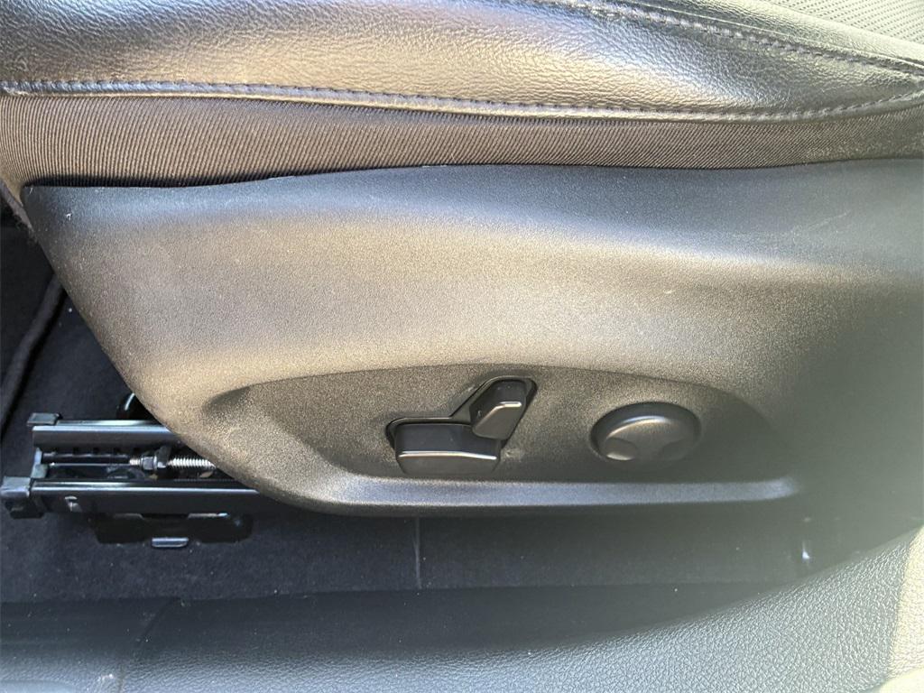 used 2022 Jeep Compass car, priced at $26,940