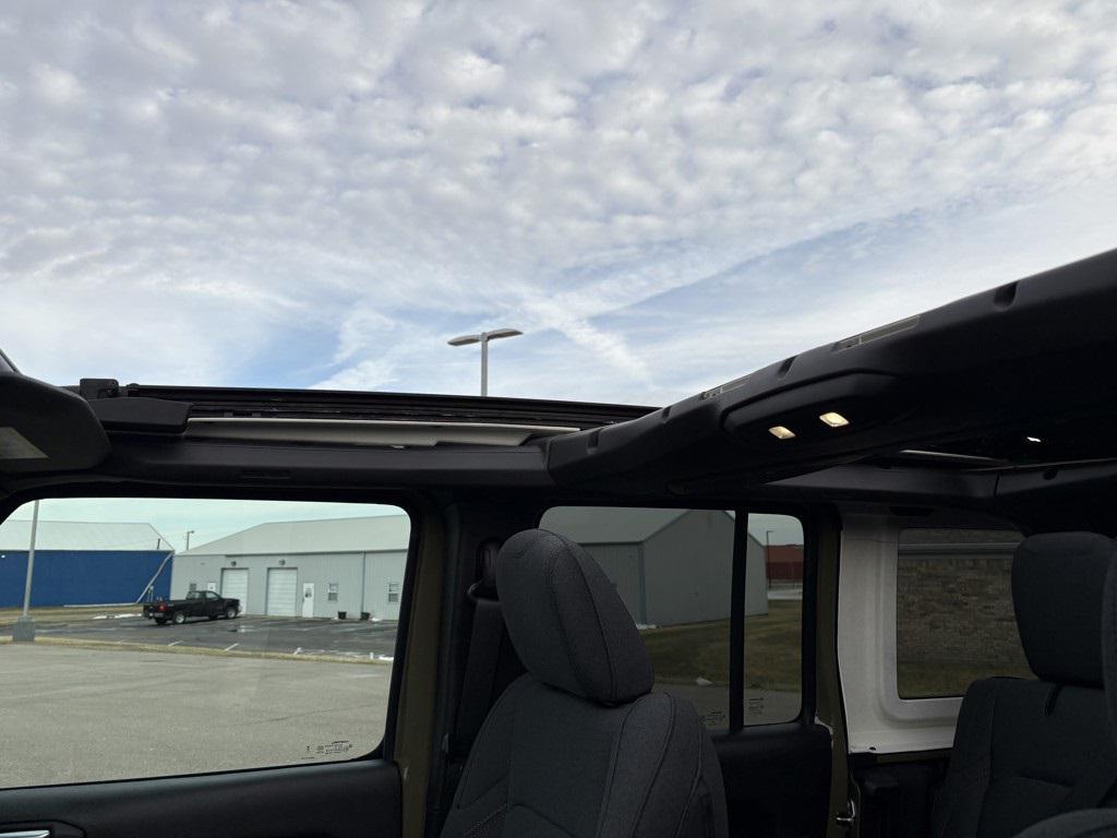 new 2025 Jeep Wrangler car, priced at $54,485