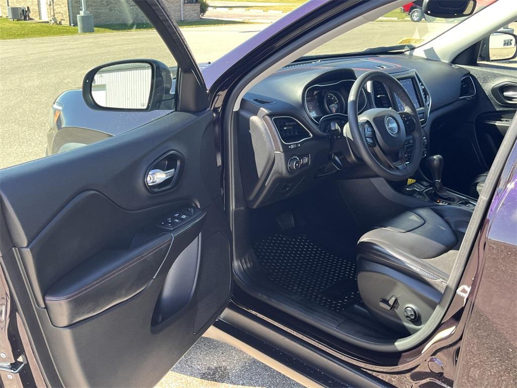 used 2021 Jeep Cherokee car, priced at $25,503
