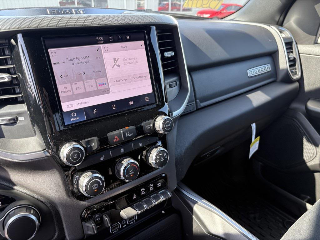 new 2025 Ram 1500 car, priced at $62,260