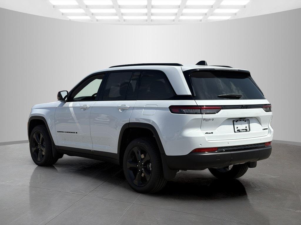 new 2025 Jeep Grand Cherokee car, priced at $49,901